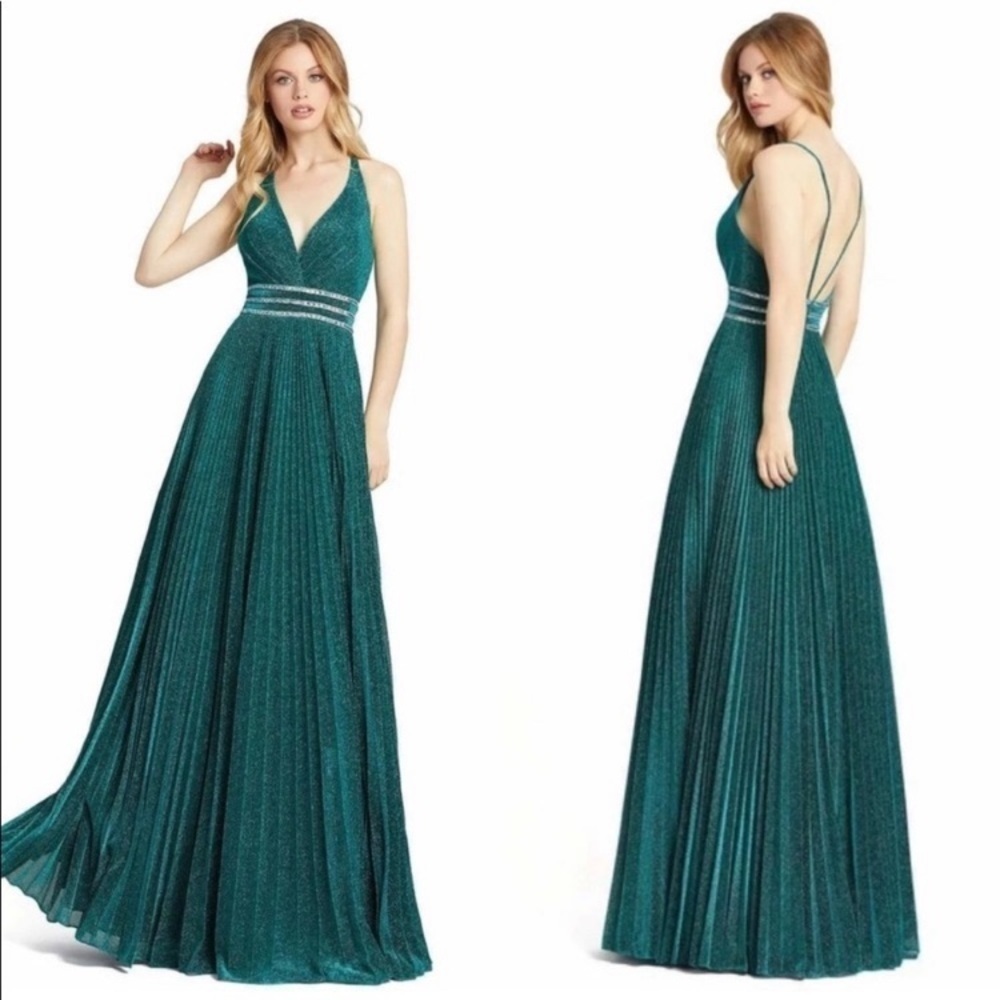NWT Mac Duggal Green/Teal Embellished Sparkle A-Line Pleated Halter Gown Size 8 - Picture 4 of 11